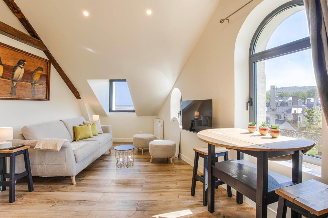 Beau L.O.F.T. Sous Les Toits - Vue Sur Mer 2 A 4 Personnes - Residence La Vague Houlgate Eksteriør bilde